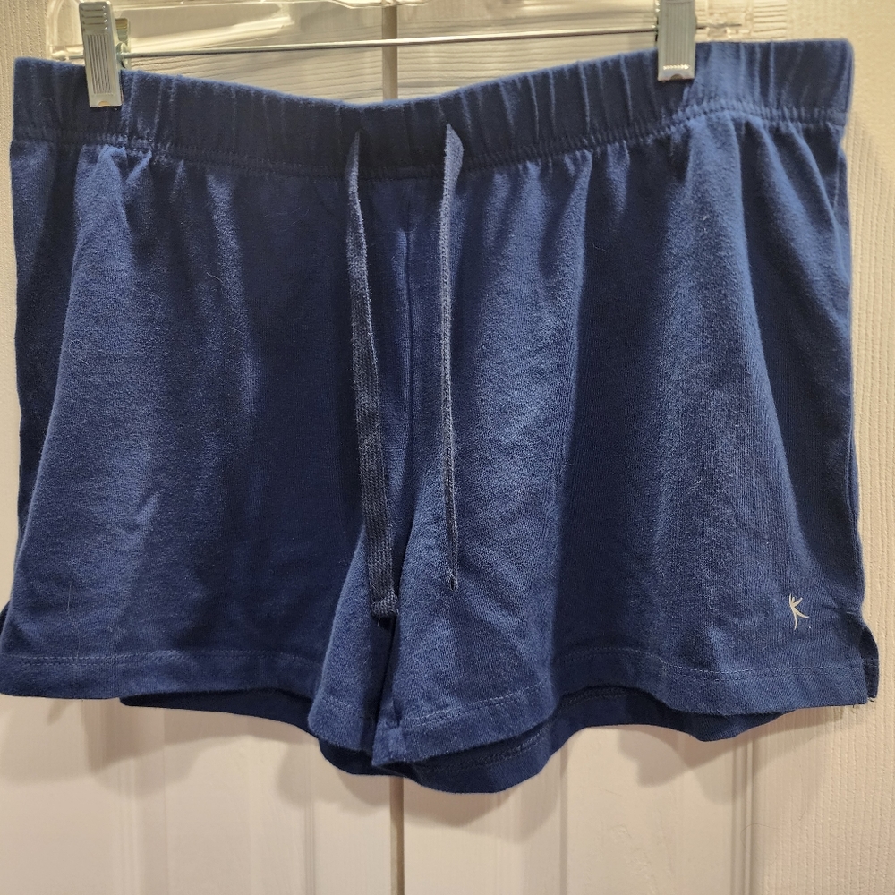 Danskin Navy blue pull on elastic waist cotton shorts Large(12-14)